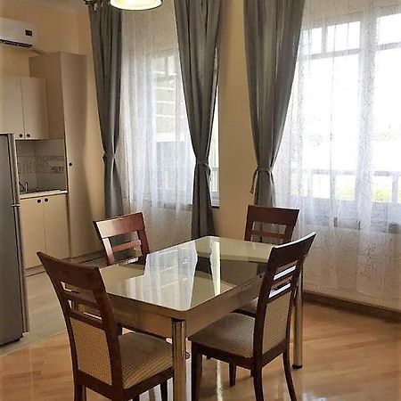 Asterias Apartment Tbilisi Ngoại thất bức ảnh